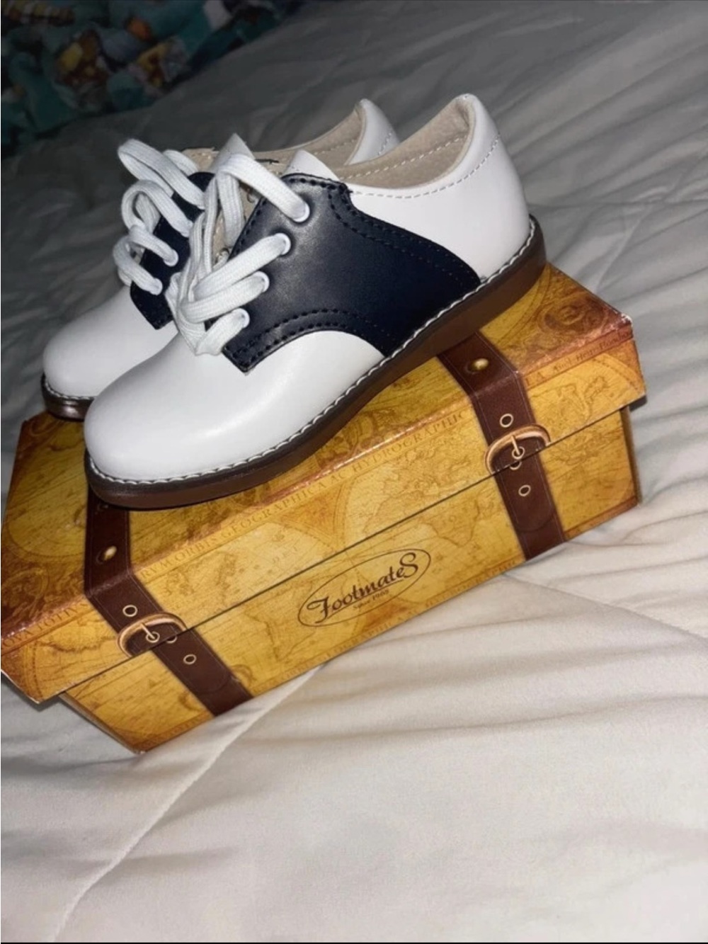 FootMates White and Black Kids Lace-Up Dress Oxfords
